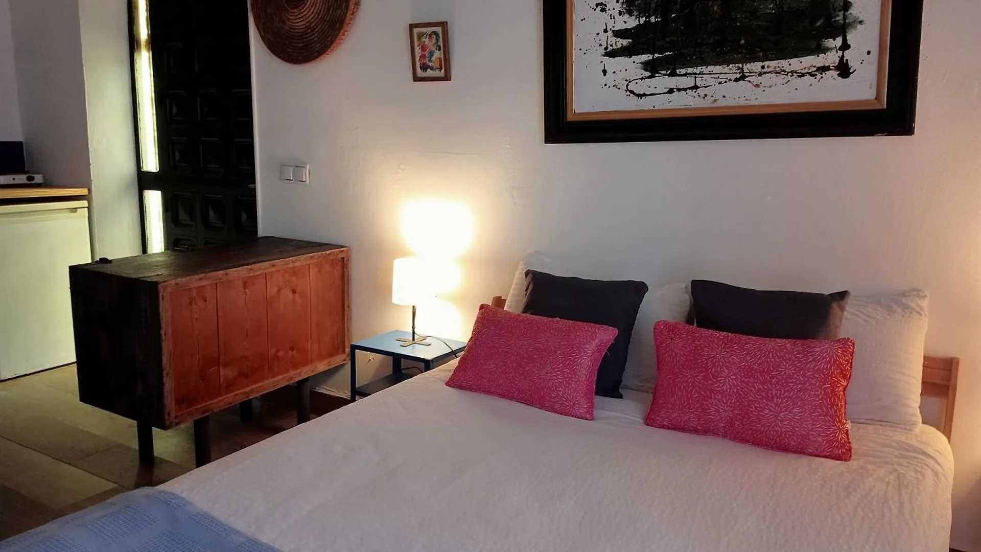 Jardin De Mucho Apartment Macharaviaya Spain