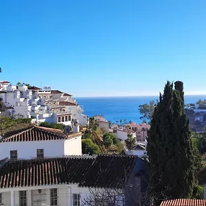 https://casa-christina-burriana-beach.1costadelsol.com